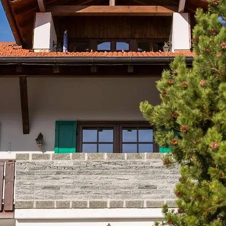 Vitusfort Doppelzimmer Edinburgh ホームステイ